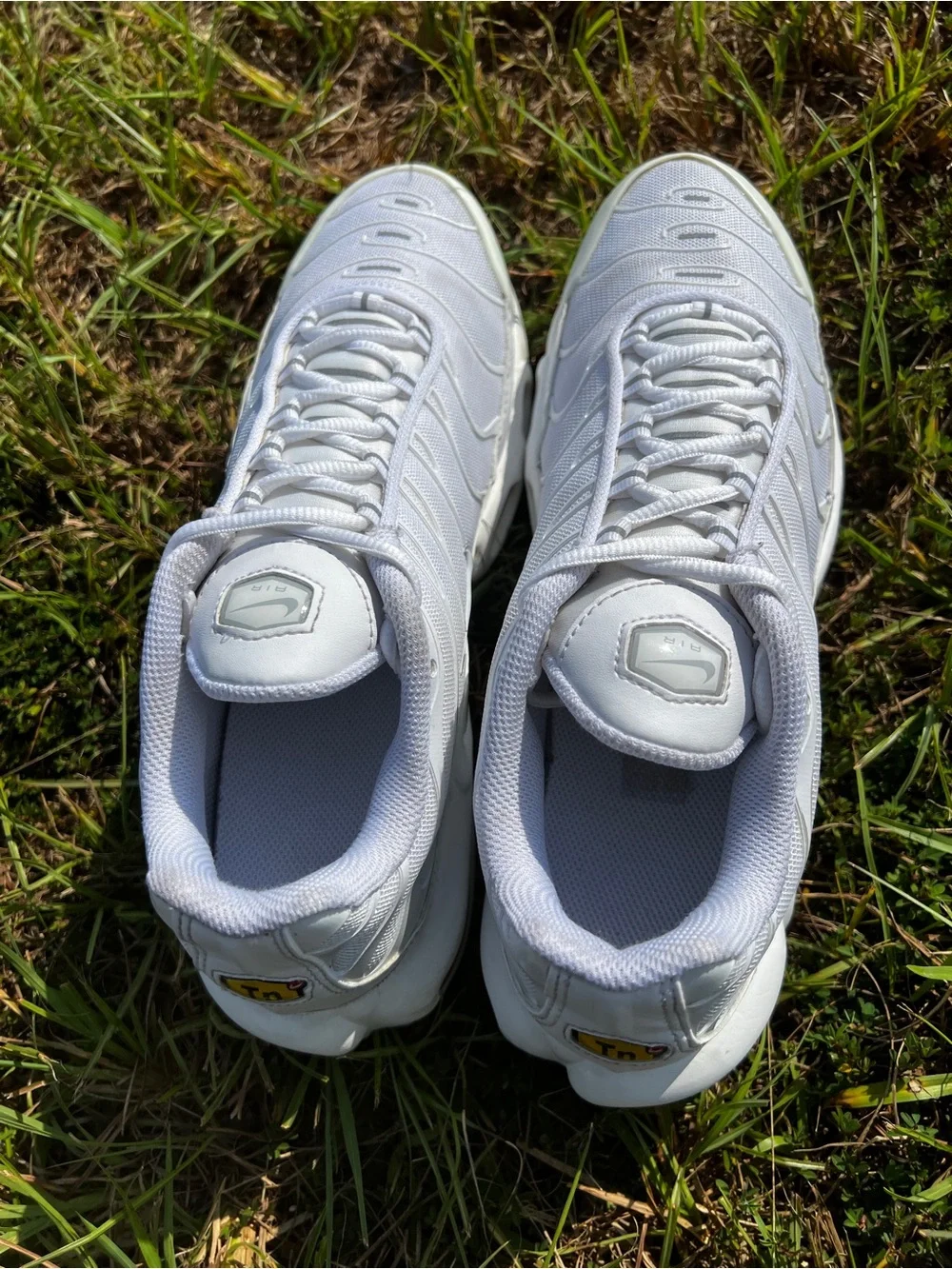 CLEAN Nike size 11 Womens Air Max Plus White Platinum shoes
